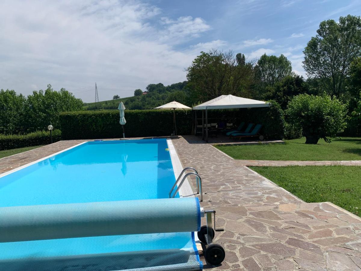 Apart-Agriturismo "La Colomba" Nizza Monferrato Eksteriør billede