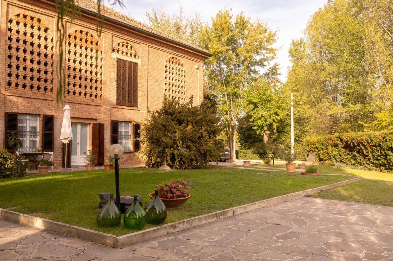 Apart-Agriturismo "La Colomba" Nizza Monferrato Eksteriør billede