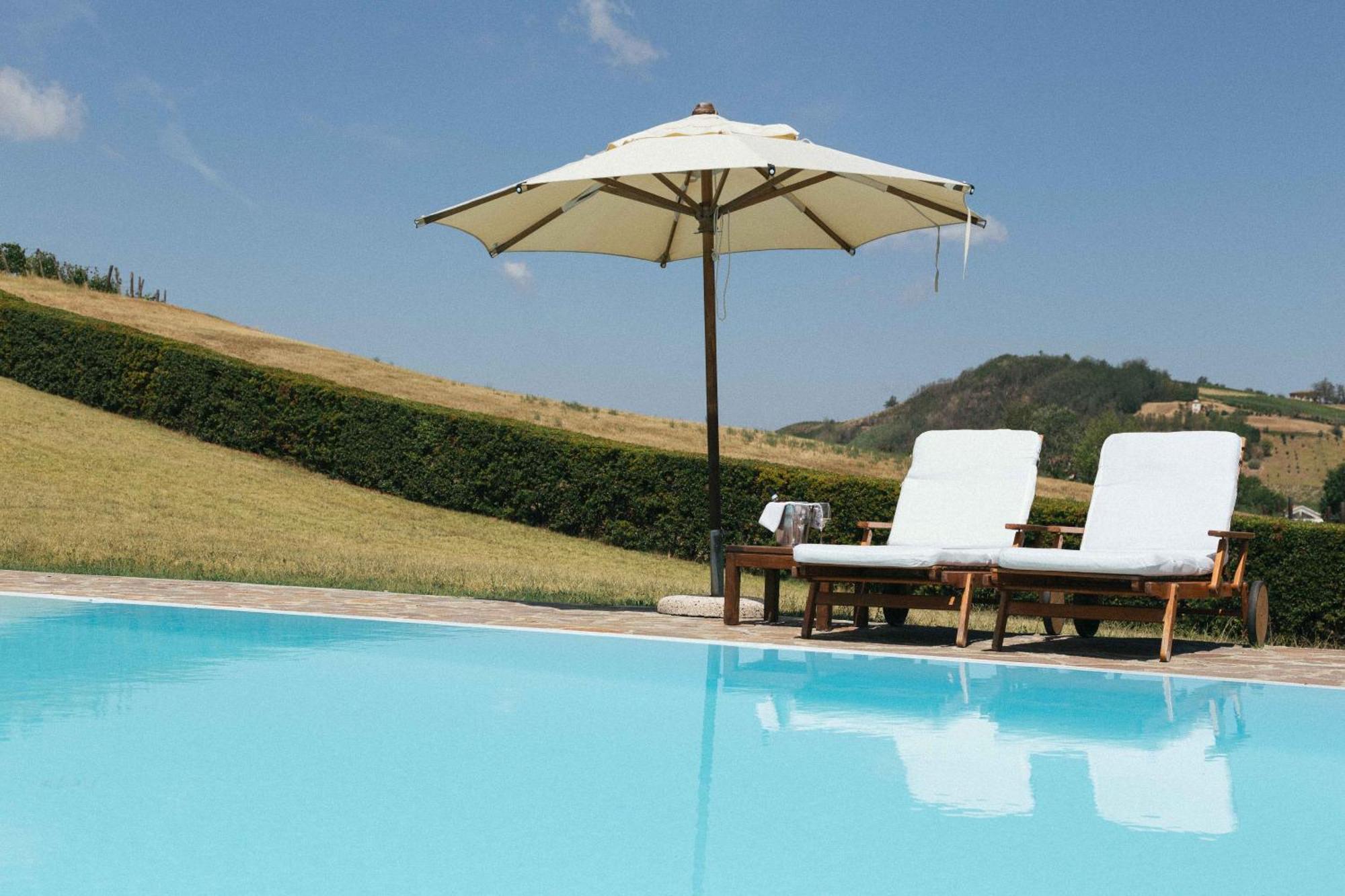 Apart-Agriturismo "La Colomba" Nizza Monferrato Eksteriør billede